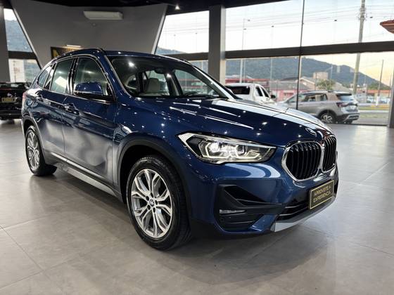 BMW X1 2.0 16V TURBO ACTIVEFLEX SDRIVE20I GP 4P AUTOMÁTICO BMW X1 2.0 16V TURBO ACTIVEFLEX SDRIVE20I GP 4P AUTOMÁTICO